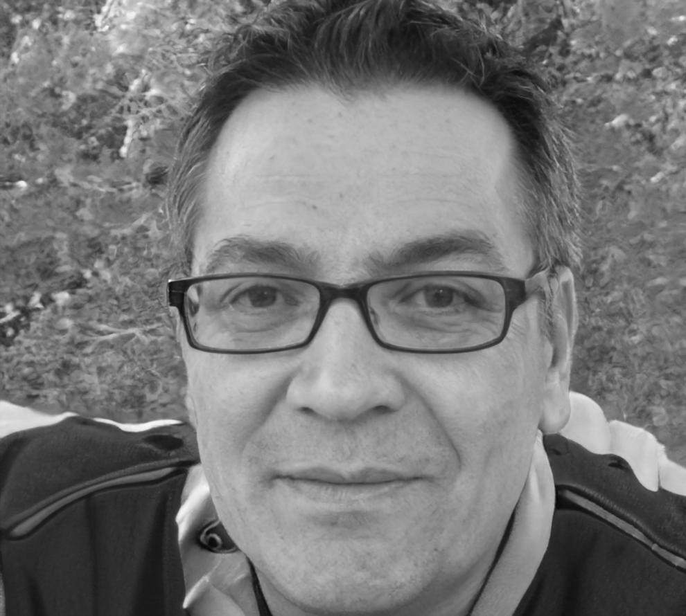 Carlos Mendoza, fundador de syqentlovi